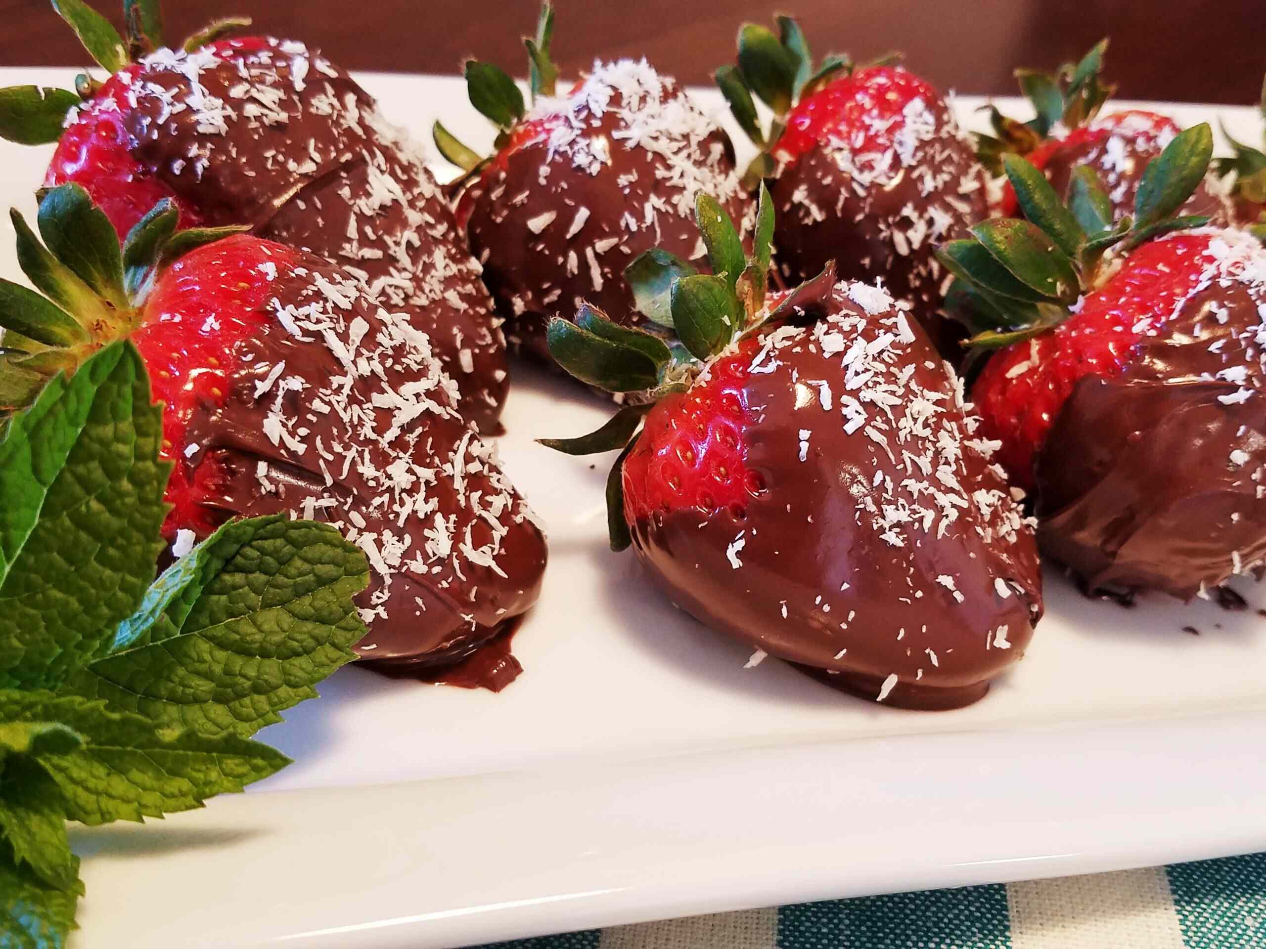 chocolate-covered-strawberries-recipe