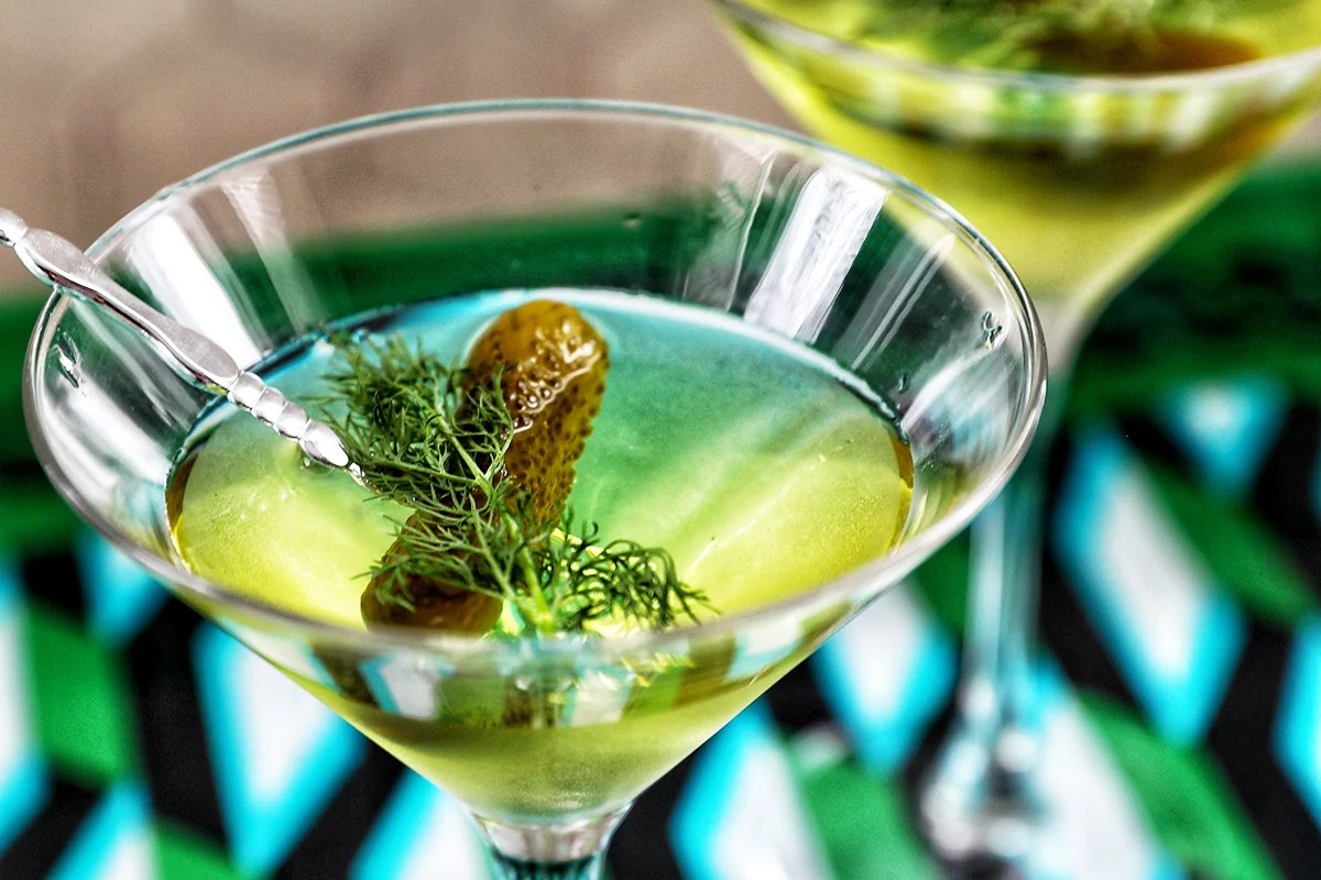 dill-pickle-martini-recipe