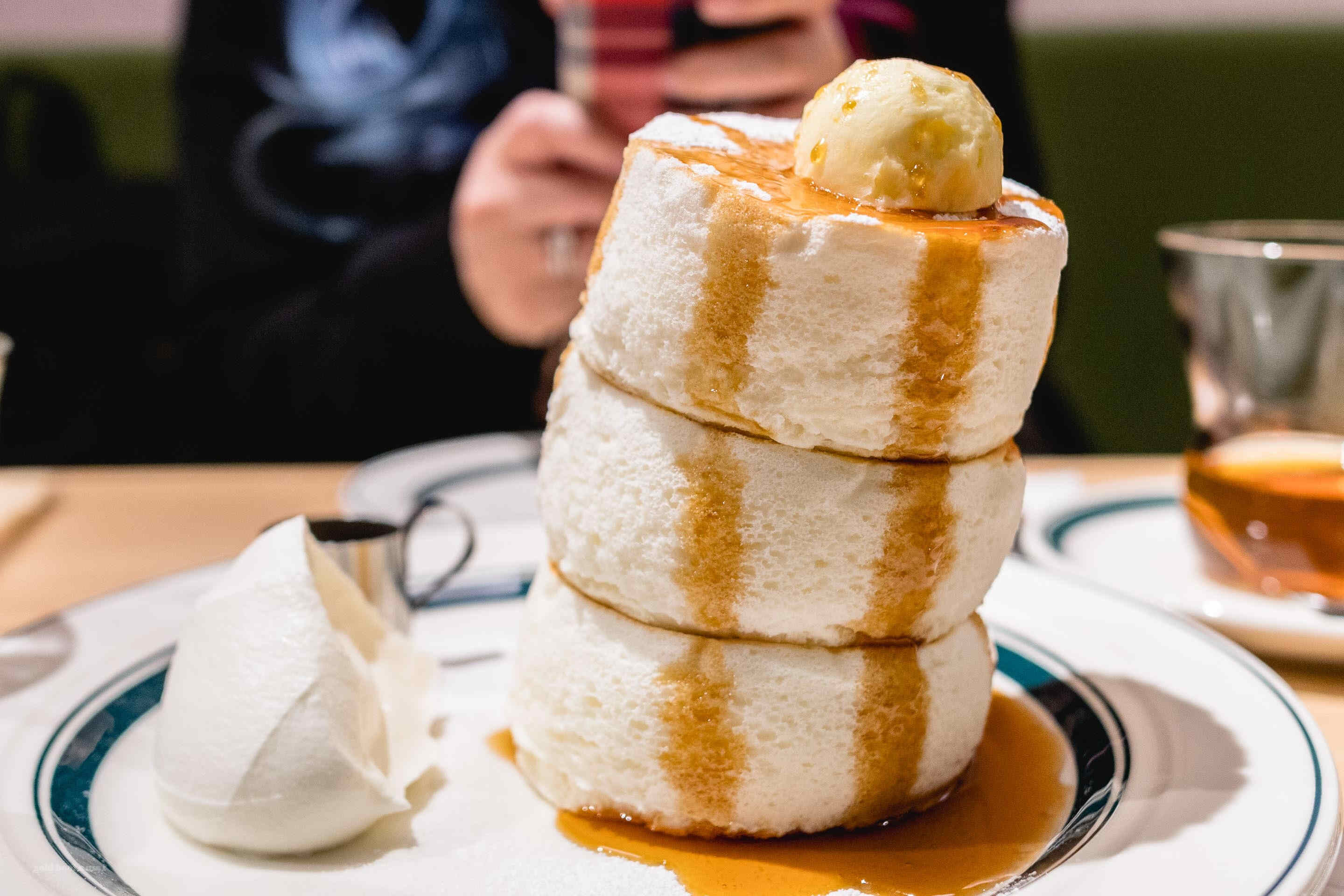fluffy-japanese-pancakes-recipe
