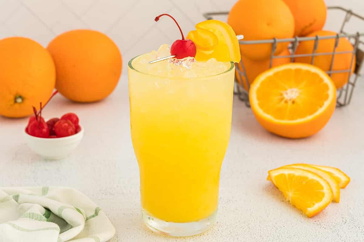 orange-crush-vodka-cocktail-recipe