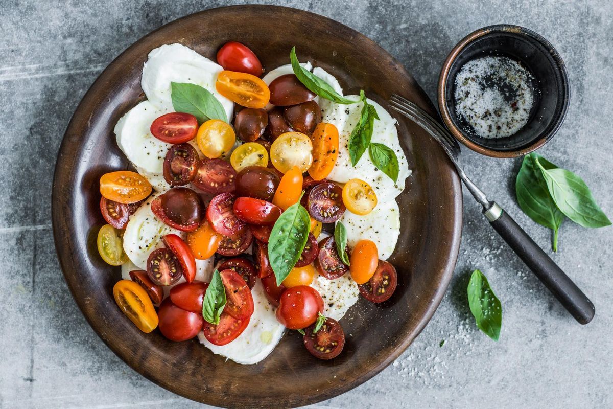 tomato-mozzarella-salad-recipe