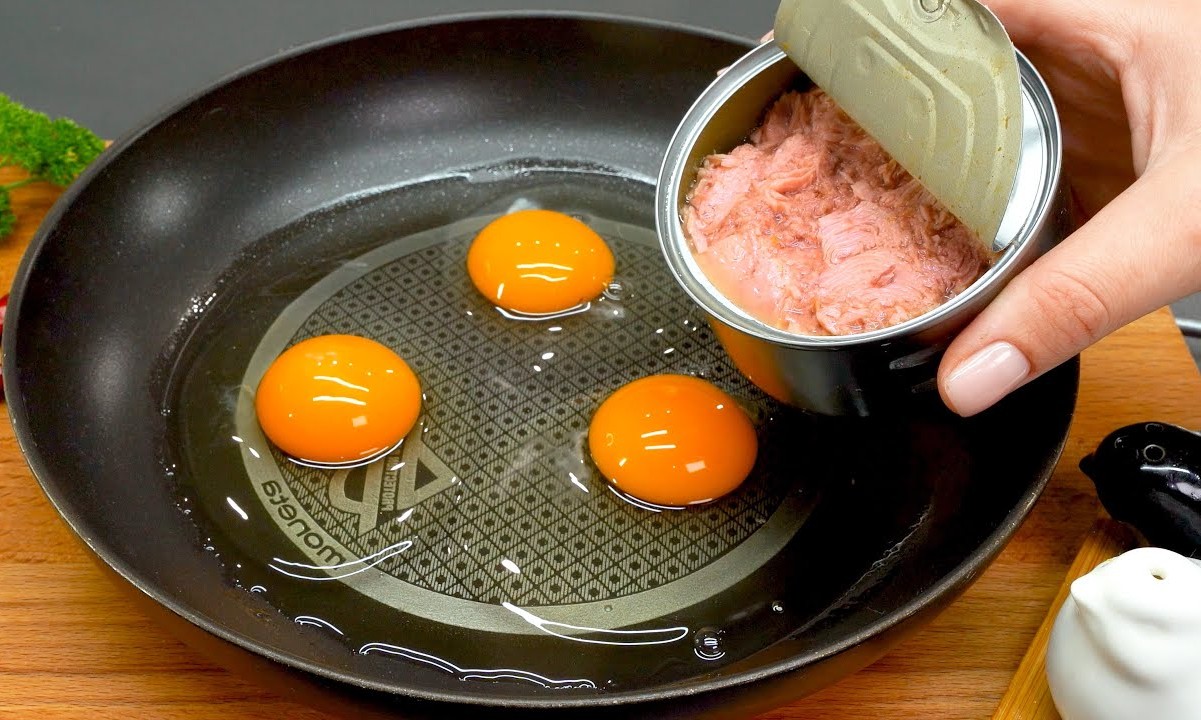 tuna-from-can-to-frying-pan-recipe